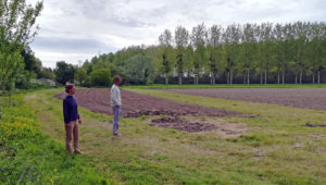 Perrine GOYAU et Sylvain LEAUTE sur leur exploitation